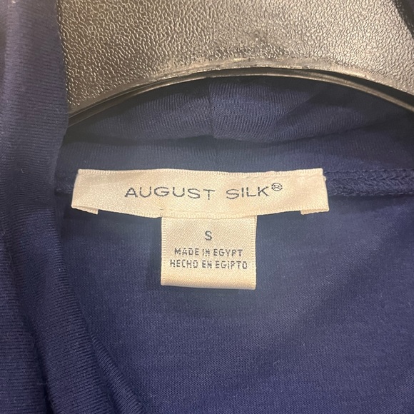 August Silk Tunic Top, Blue, Like New Condition - Picture 4 of 5